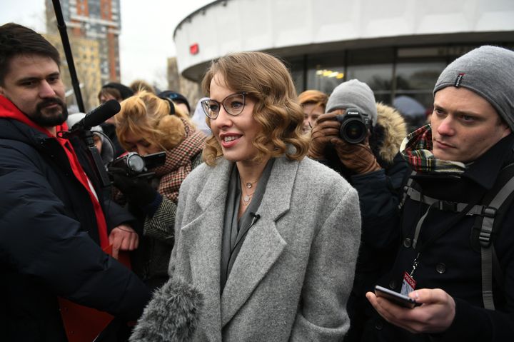 La candidate à l'élection présidentielle russe Ksenia Sobtchak, le 11 mars 2018 à Moscou. (MAKSIM BLINOV / SPUTNIK / AFP)