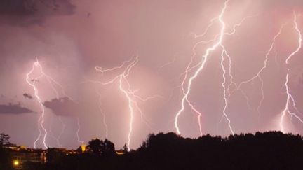 Météo : comment prévoir les orages avec précision ?