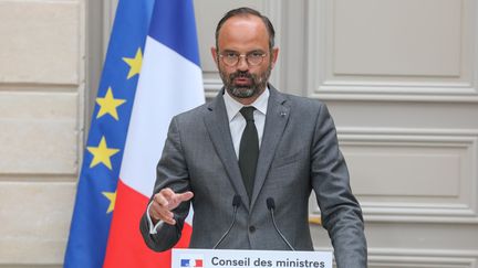 Edouard Philippe donne une conférence de presse à la sortie du Conseil de ministres, le 7 mai 2019 à Paris. (LUDOVIC MARIN / AFP)