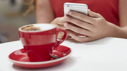 Le café et le maté ne sont plus considérés comme "peut-être cancérogènes", selon une étude de l'OMS révélée le 15 juin 2016. (SCIENCE PHOTO LIBRARY / R3F / AFP)