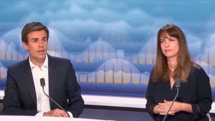 Jean-Baptiste Marteau et Julie Marie-Leconte sur le plateau des Informés, à franceinfo le 23 mai 2022 (FRANCEINFO / RADIO FRANCE)