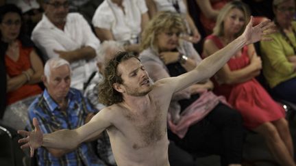 Frédéric Le Sacripan est Prométhée
 (Christophe Raynaud de Lage/Festival d&#039;Avignon)