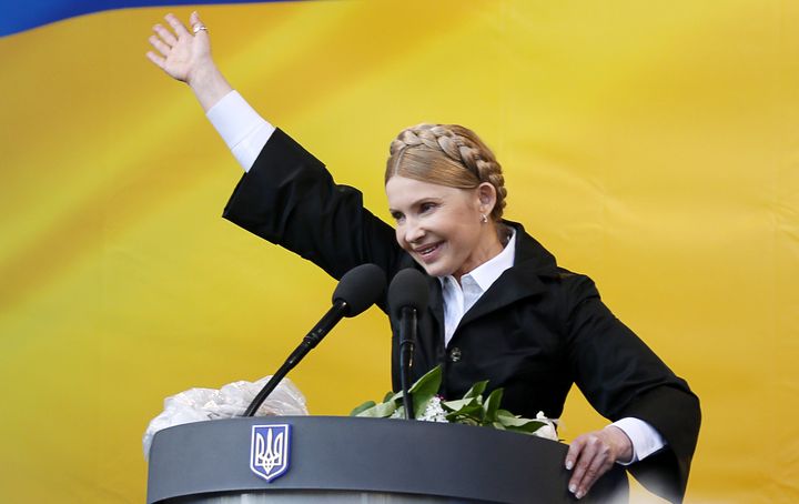 L'ex-Premi&egrave;re ministre ukrainienne Ioulia Timochenko, candidate &agrave; l'&eacute;lection pr&eacute;sidentielle, en meeting &agrave; Rivne (Ukraine), le 30 avril 2014. (ALEXANDER PROKOPENKO / TYMOSHENKO PRESS-SERVICE / AFP)