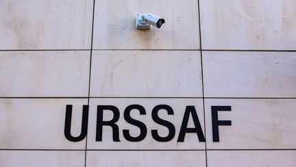 L'entrée du bâtiment de l'Urssaf de Perpignan (Pyrénées-Orientales), le 20 avril 2020. (IDHIR BAHA / HANS LUCAS / AFP)