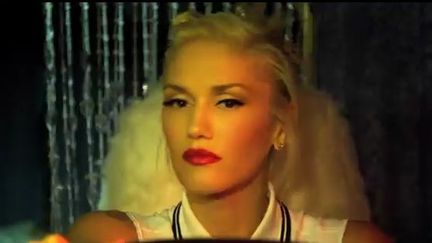 Gwen Stefani dans le clip de &quot;Settle Down&quot;.
 (Droits réservés)