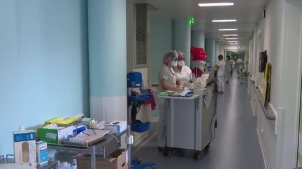 Vols en bande organisée : les hôpitaux de plus en plus souvent pris pour cible (France 2)