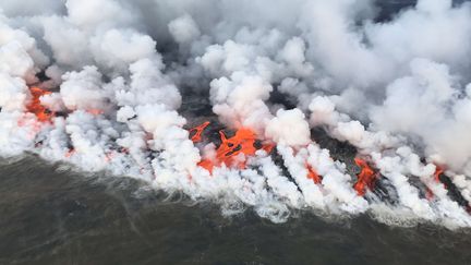 hawaï: une explosion de lave blesse 23 touristes