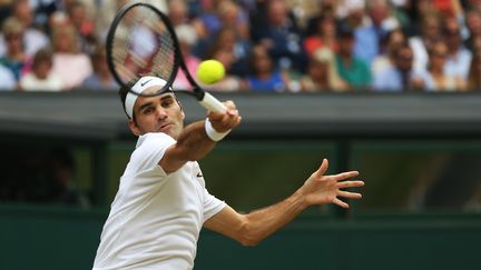 Roger Federer lors du tournoi de Wimbledon, le 16 juillet 2017. (MAXPPP)