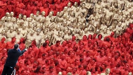 Installation &quot;The Ring&quot;, Spencer Tunick, Opéra de Munich
 (Tobias Hase / DPA / AFP)