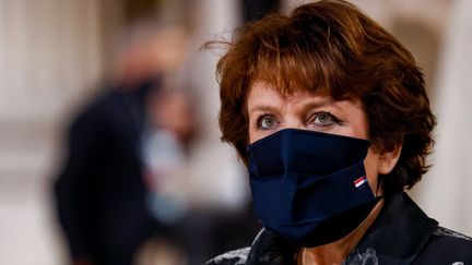 Covid-19 : Roselyne Bachelot hospitalisée mais dans un état stable