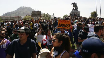 Manifestation plaza Italia, à Santiago du Chili, le 21 octobre 2019. (PABLO VERA / AFP)