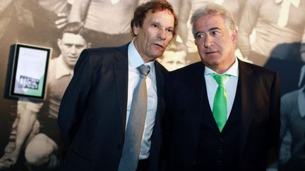  Bernard Caïazzo et Roland Romeyer, présidents de l'AS Saint-Étienne en 2013. (PHILIPPE MERLE / AFP)