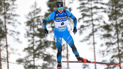 Emilien Jacquelin lors de la poursuite de Kontiolahti en Coupe du monde, le 6 mars 2022. (KIMMO BRANDT / COMPIC)