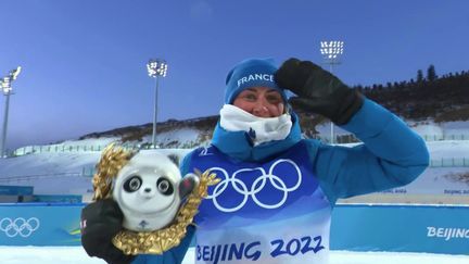 JO 2022 : Justine Braisaz-Bouchet a remporté la médaille d’or sur la mass start après une course riche en émotions (France 2)