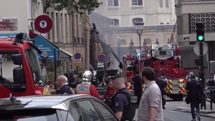 Explosion à Paris : choqués, les habitants du quartier témoignent (France 2)