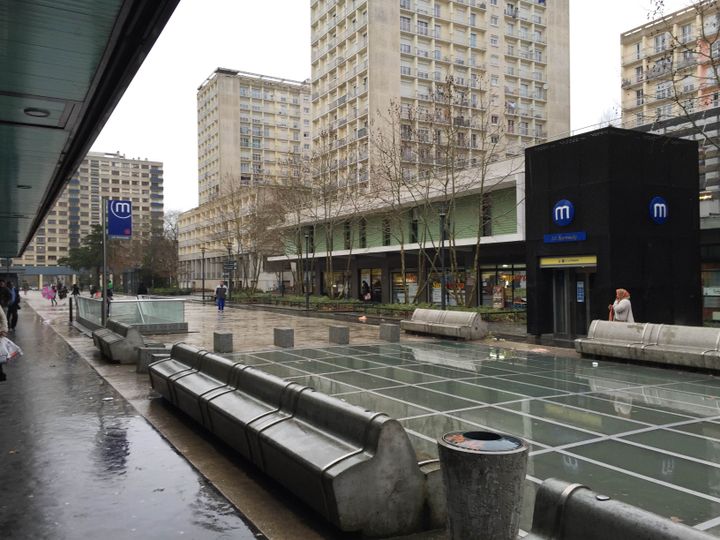 La dalle Kennedy à Rennes, où est située la supérette Superasya.&nbsp; (THOMAS BRONNEC / FRANCETV INFO)