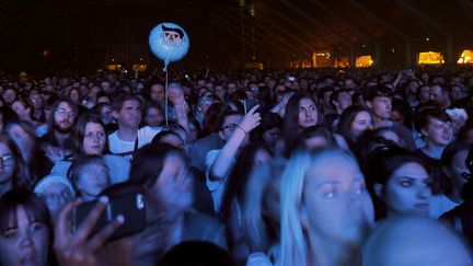 Le public du 43e Festival de Bourges, le 19 avril 2019.&nbsp; (GUILLAUME SOUVANT / AFP)