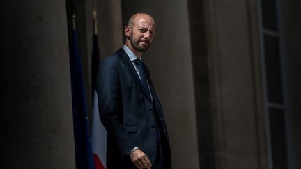 Le ministre de la Fonction publique, Stanislas Guerini, à l'Elysée, à Paris, le 13 juillet 2022.&nbsp; (ARTHUR NICHOLAS ORCHARD / HANS LUCAS / AFP)