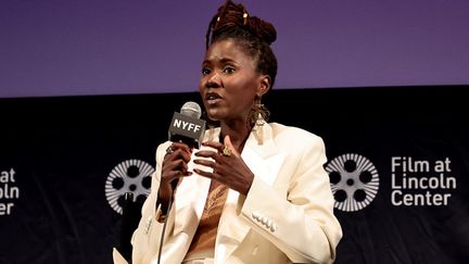 La cinéaste Alice Diop, le 3 octobre 2022, à New York. (JAMIE MCCARTHY / GETTY IMAGES NORTH AMERICA / AFP)