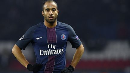 Lucas comme le PSG est dans l'attente de son futur adversaire (FRANCK FIFE / AFP)