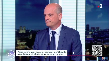 Le ministre de l'Education, Jean-Michel Blanquer, sur le plateau du "20 heures" de France 2, le 20 août 2020. (FRANCE 2)