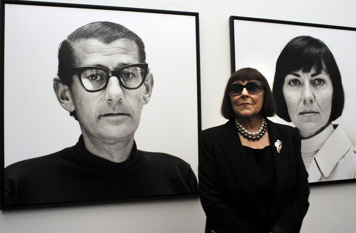 June Newton lors l'ouverture de la nouvelle exposition permanente Helmut Newton au Musée de la photographie de Berlin le 4 juin 2004.&nbsp; (CARSTEN KOALL / GETTY IMAGES EUROPE)