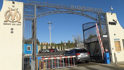 L'entrée du centre d'entraînement de l'OM, le 31 janvier 2021. (NICOLAS TUCAT / AFP)