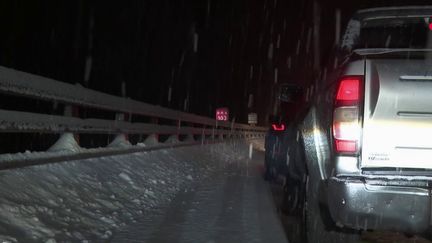 Ain :  la nuit cauchemardesque d'automobilistes bloqués sur l'A40O