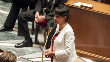 Des députés de droite quittent l'assemblée après un échange vigoureux avec Najat Vallaud-Belkacem