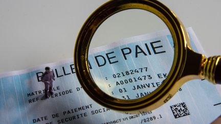 Bercy lance un simulateur pour calculer votre&nbsp;baisse d'impôt sur le revenu, vendredi 19 juillet 2019.&nbsp; (RICCARDO MILANI / HANS LUCAS / AFP)