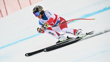 La Suisse Lara Gut-Behrami lors du Super-G de Saint-Morritz en Suisse le 11 décembre 2021. (FABRICE COFFRINI / AFP)