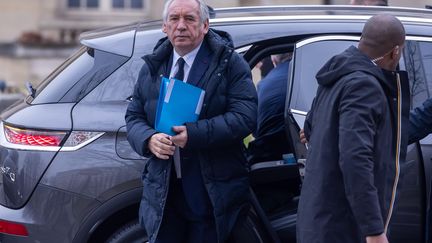 Fin de vie : en souhaitant scinder le texte en deux, François Bayrou se met à dos les défenseurs du projet de loi initial