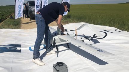 Si tout est validé, des drones pourront transporter des échantillons biologiques entre l'hôpital de Maubeuge et celui de Valenciennes dès début 2024. (Laura Lavenne / Radiofrance)