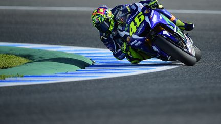 Valentino Rossi au guidon de sa Yamaha (CRISTINA QUICLER / AFP)