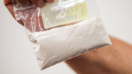 Un sachet contenant de la cocaïne, à Munich (Allemagne), le 21 juin 2018 (image d'illustration).&nbsp; (LINO MIRGELER / DPA)