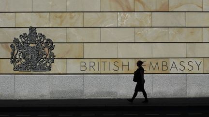 La façade de l'ambassade du Royaume-Uni à Berlin (Allemagne), le 24 juin 2016. (JOHN MACDOUGALL / AFP)