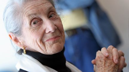 La romanci&egrave;re sud-africaine Nadine Gordimer, le 23 novembre 2006, &agrave; Guadalajara (Mexique). (LUIS MORENO / NOTIMEX)