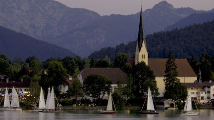 La commune bavaroise de Tegernsee (Allemagne), en décembre 2011. (SIEGFRIED MARTIN / BILDERBERG / AFP)