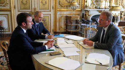 Emmanuel Macron recevant Francois Hommeril, président de la CFE-CGC, le 23 mai 2017 à l'Elysée (Paris). (PHILIPPE WOJAZER / POOL)