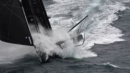 Alex Thomson (Hugo Boss) (MARINE NATIONALE / NEFERTITI)