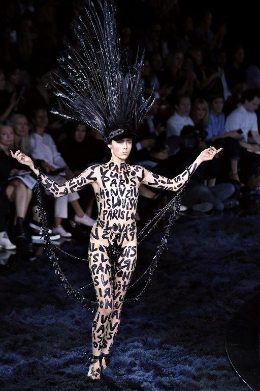 Louis Vuitton prêt-à-porter féminin printemps-été 2014, à Paris.
 (JOEL SAGET / AFP)