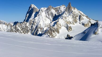 The Mont-Blanc massif, near the Cosmiques refuge.  (MARTELET CHRISTIAN / HEMIS.FR / AFP)