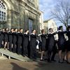 Les étudiants&nbsp;de l'Ecole supérieure des Arts et Métiers défilent dans les rues de Cluny (Saône-et-Loire), le 18 novembre 2002. (MAXPPP)