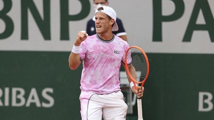 Diego Schwartzman lors des huitièmes de finale de Roland-Garros 2021, le 7 juin. (JEAN CATUFFE / JEAN CATUFFE)