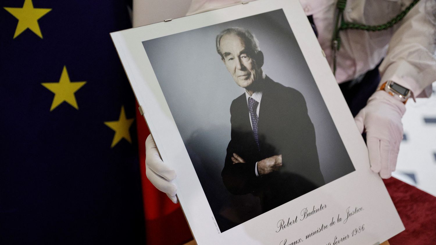 INFO FRANCEINFO. Mort De Robert Badinter : L'hommage National Aura Lieu ...