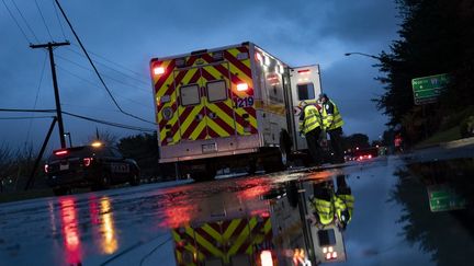 Photo d'illustration.&nbsp;Une collision entre un véhicule&nbsp;SUV et un poids lourd a fait au moins quinze morts&nbsp;le 2 mars 2021, dans le sud de la Californie (Etats-Unis). (ALEX EDELMAN / GETTY IMAGES NORTH AMERICA / AFP)