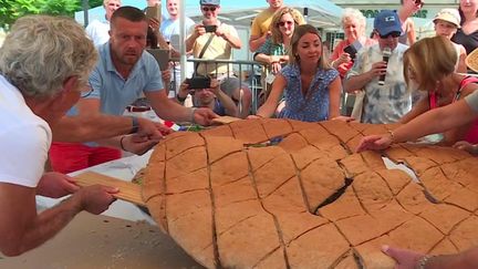 Antibes : un pan bagnat record d’1 m 29