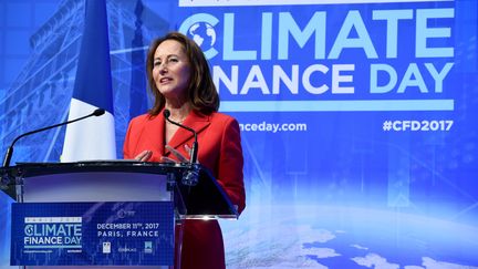 Ségolène Royal prononce un discours, à Paris, le 11 décembre 2017.&nbsp; (ERIC PIERMONT / AFP)