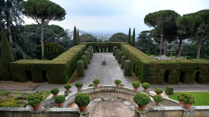 Désormais les allées des jardins du Castel Gandolfo sont ouvertes au public
 (VINCENZO PINTO / AFP)