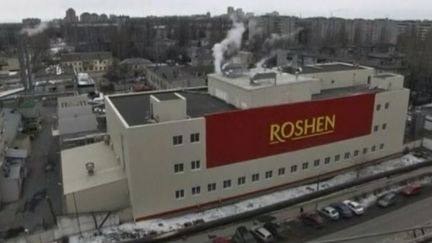 Capture d'&eacute;cran, vue de l'usine Roshen de Lipetsk (Russie)&nbsp;le &nbsp;19 mars 2014 (REUTERS / FRANCETV INFO )